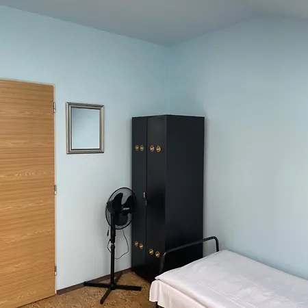 Hostel Kolotuk *